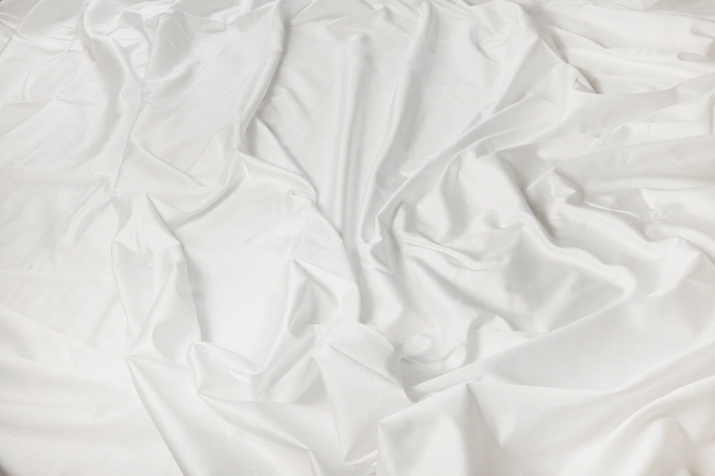 close photo for  messy flat sheet - pearl white